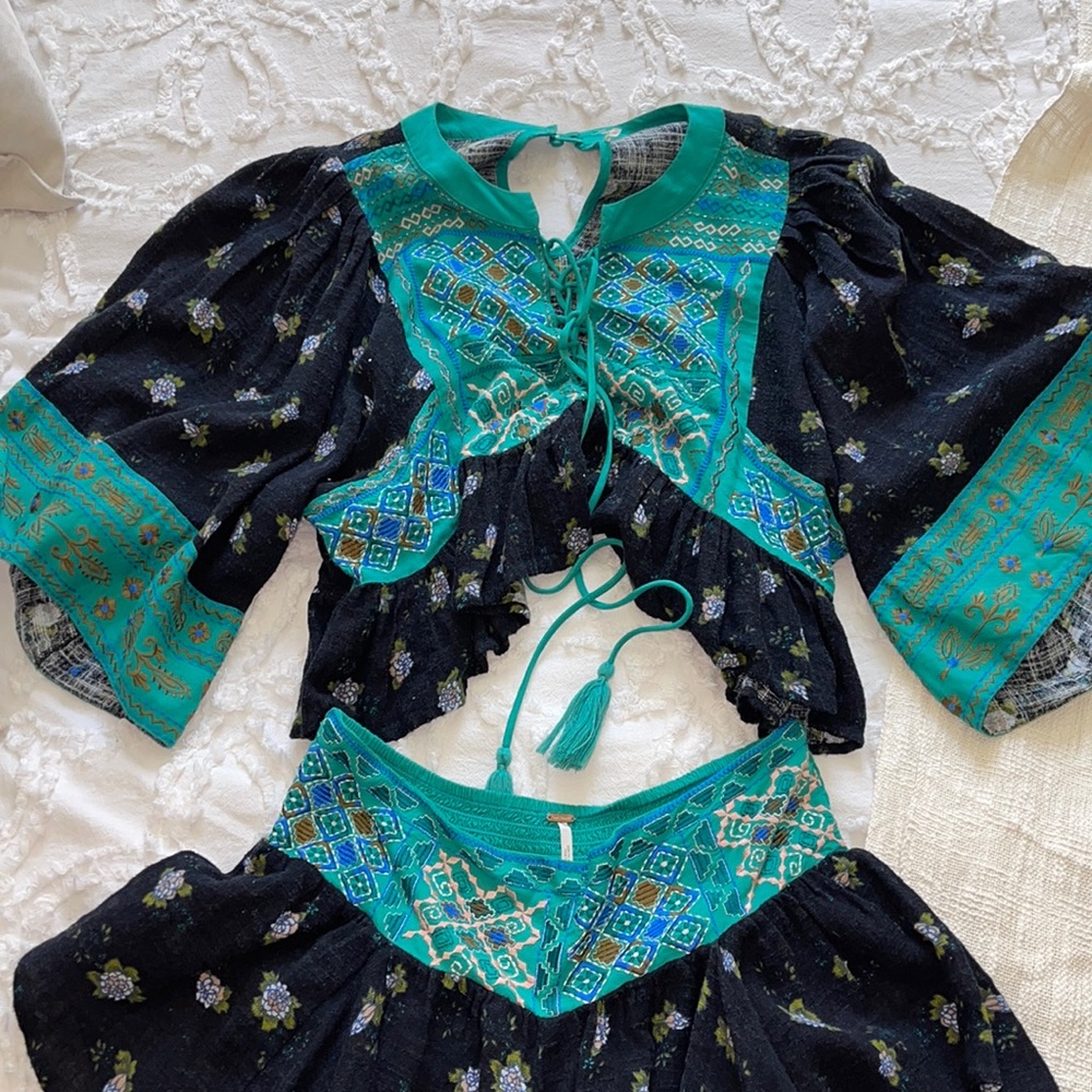Free People top and short set